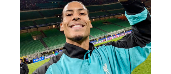 Virgil van Dijk verlengt bij Liverpool: dit dikke salaris pakt hij nu wekelijks mee