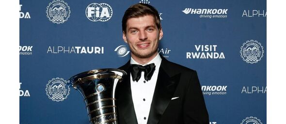 Max Verstappen levert flink in aan geldbonussen van Red Bull: € 9,6 miljoen minder dan in 2023