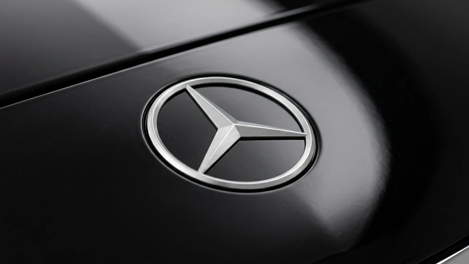 Mercedes-CEO onthult wanneer we de nieuwe Baby G-klasse kunnen verwachten én meer